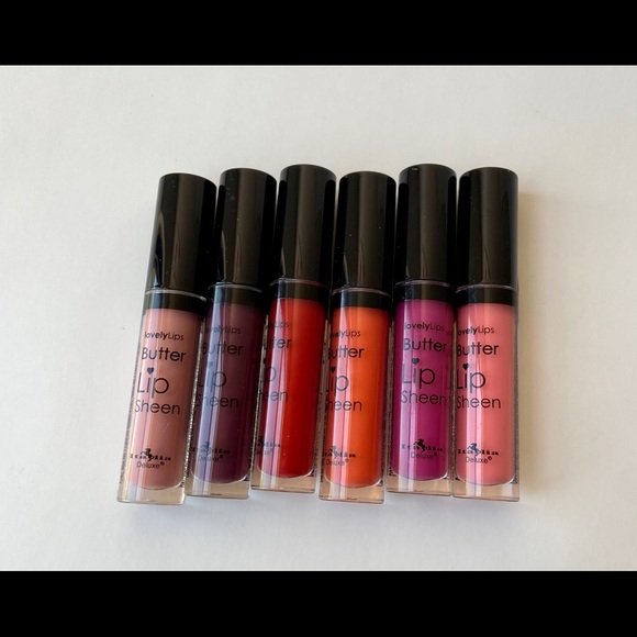 Makeup Bundle - Picture 4 of 8